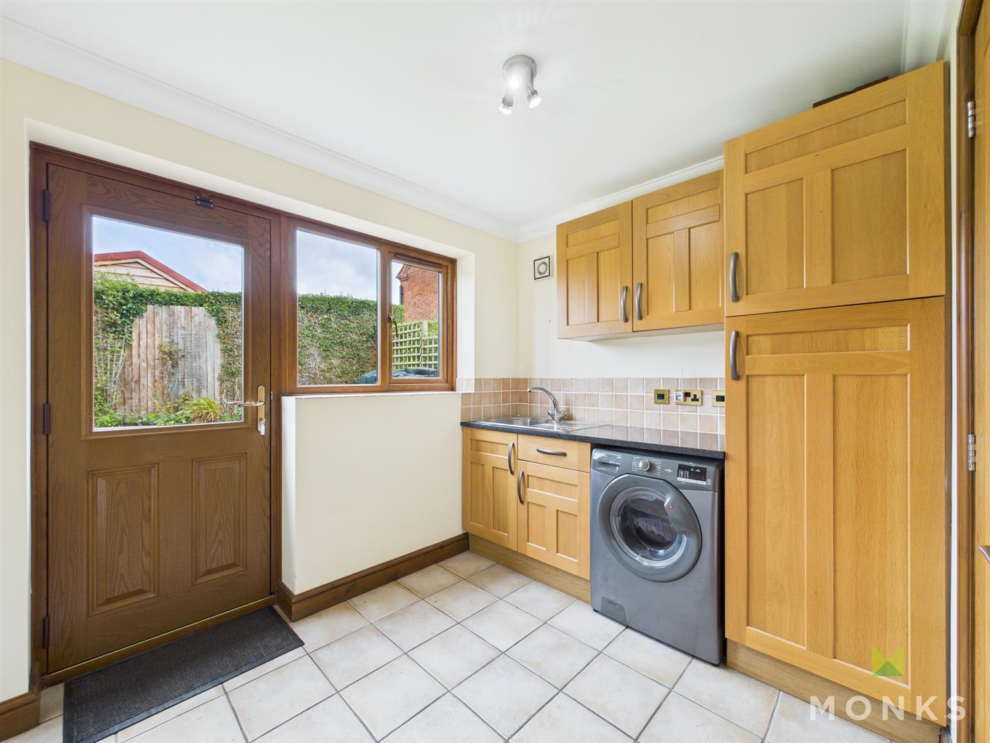 4 Queens Meadow, Queens Head, SY11 4FD For Sale 4 Queens Meadow, Queens Head, SY11 4FD For Sale